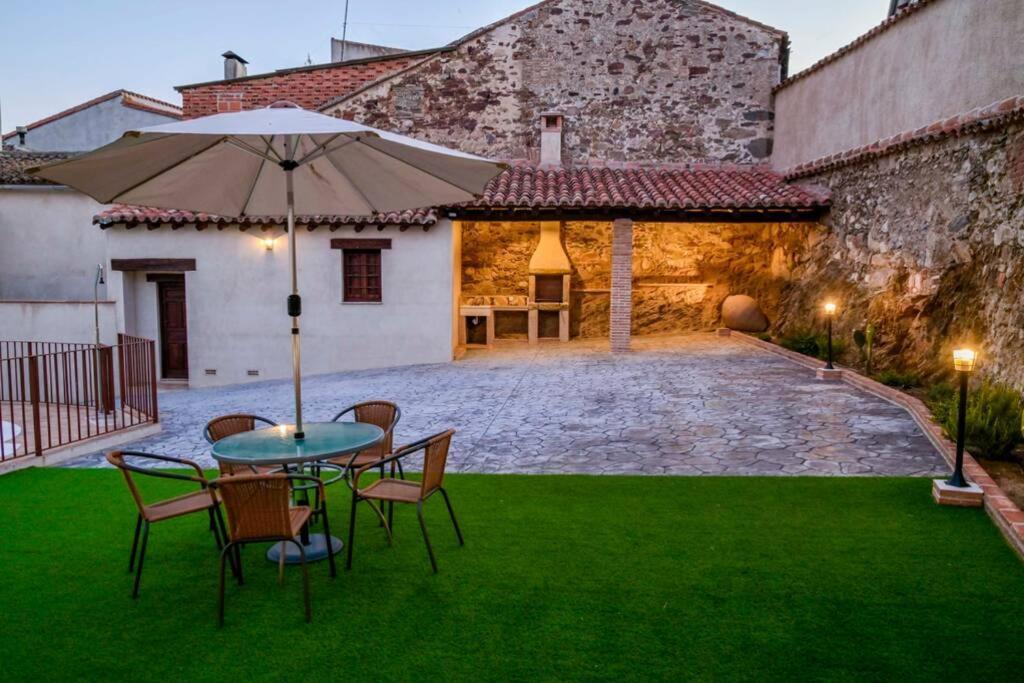 A - Apartamento elegante con piscina compartida Torrico Exterior foto
